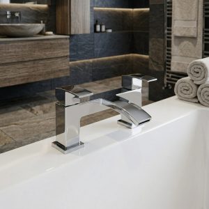Decent Chrome Waterfall Bath Filler Tap